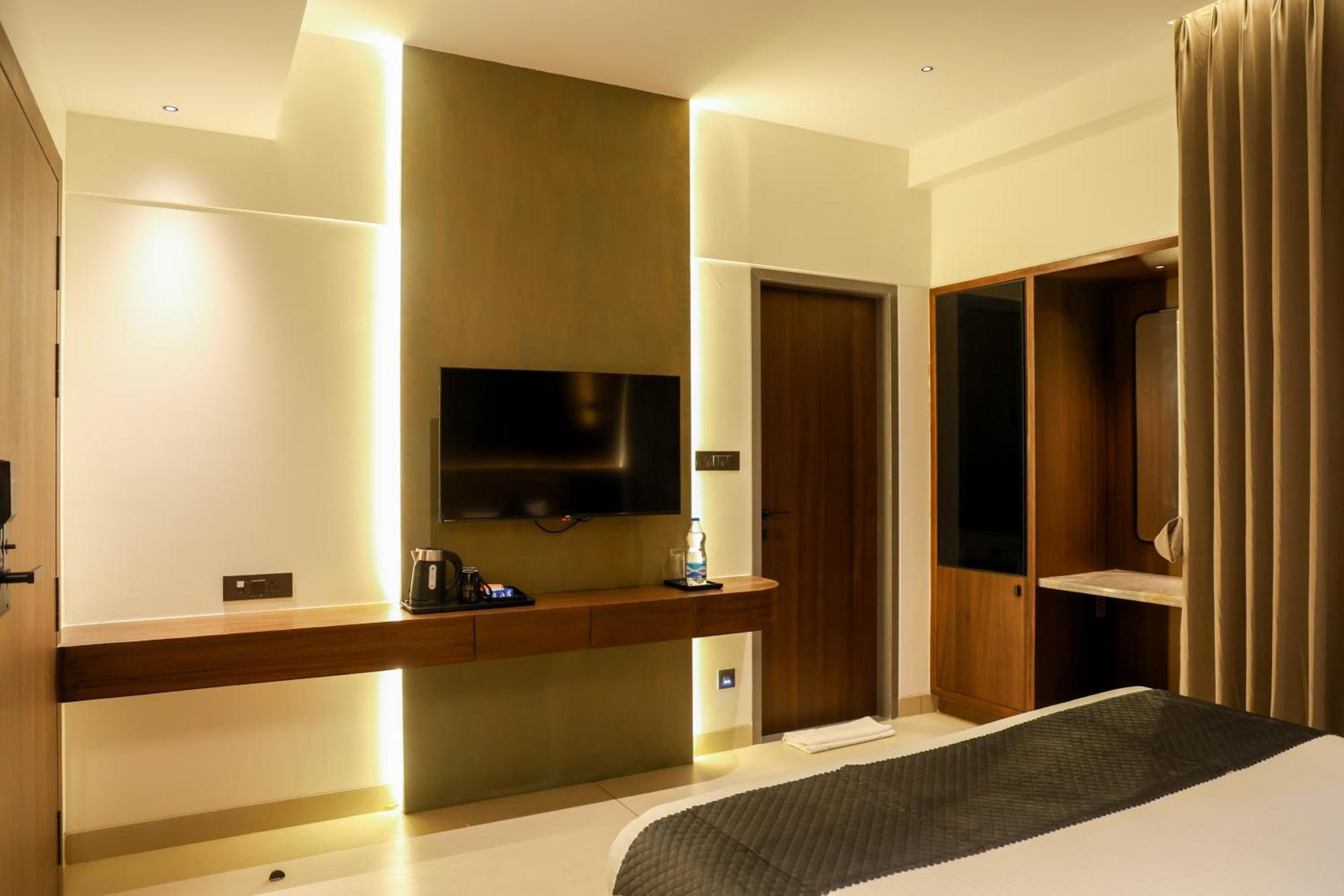 Raga - A Boutique Hotel Belgaum Exterior photo