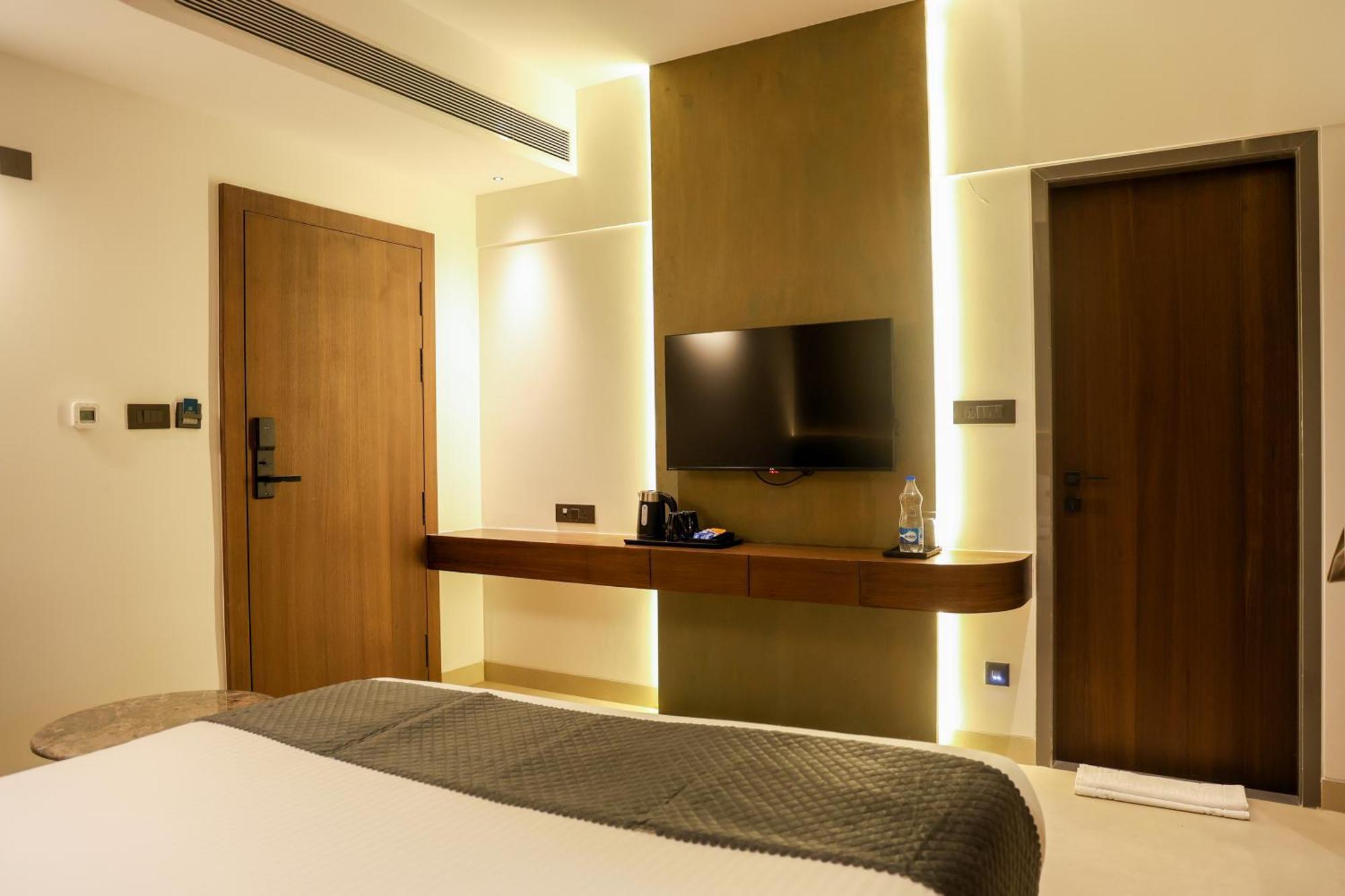 Raga - A Boutique Hotel Belgaum Exterior photo